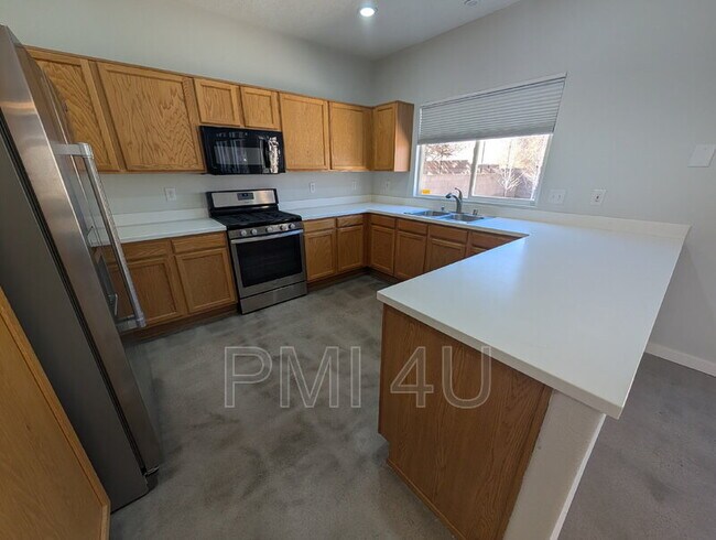 Building Photo - 7105 Casa Elena Dr NE