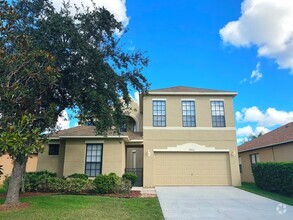 Building Photo - GORGEOUS, LARGE HOME 4/2.5 with Large Bonu...