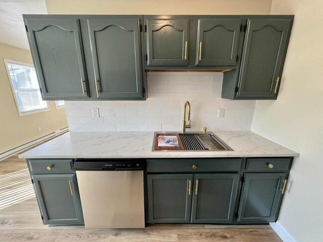 Building Photo - 91-95 Otsego St-Apt K