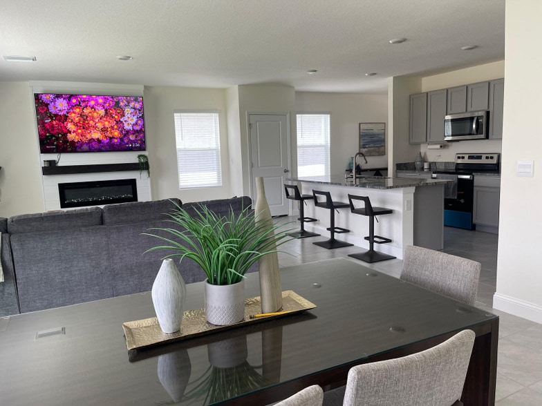 Building Photo - 2771 Common Fig Run