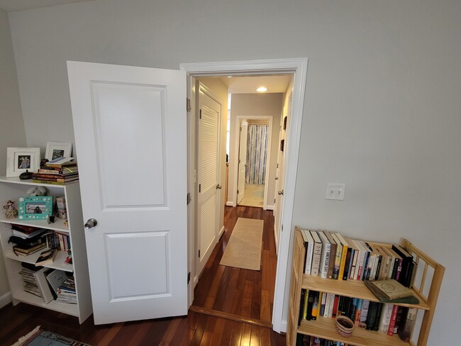 Building Photo - 5405 9th St NW