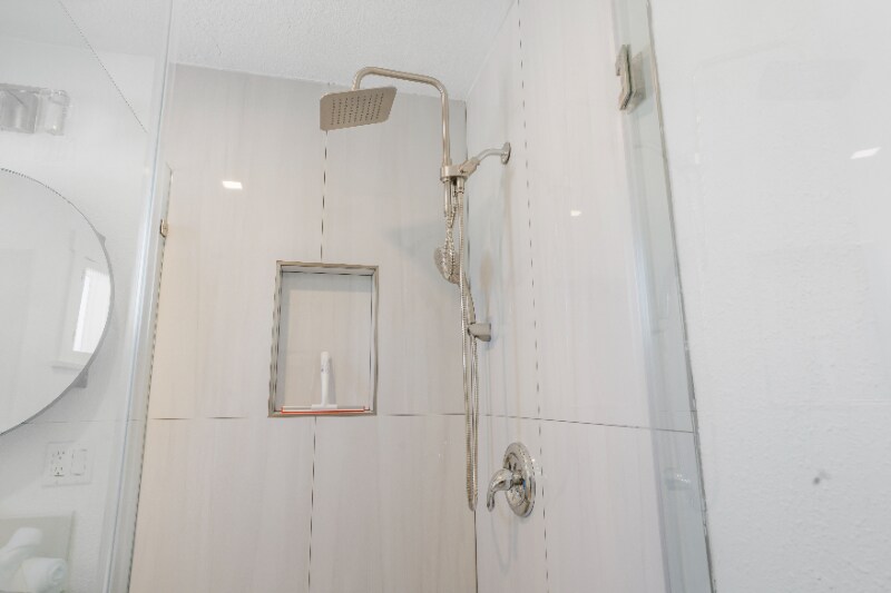 Building Photo - 312 La France Ave