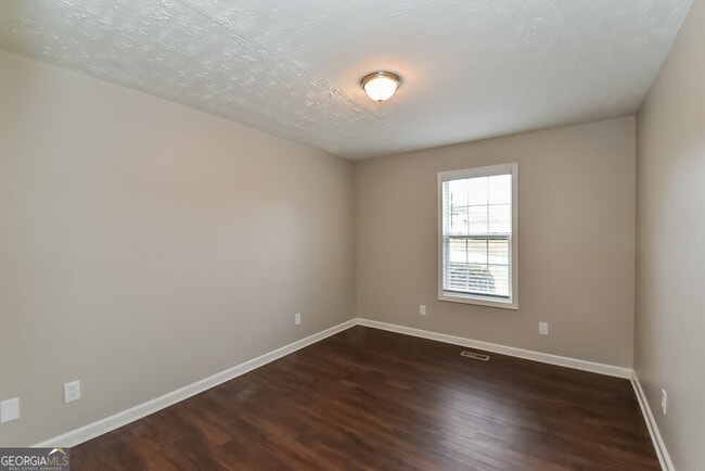 Building Photo - 265 Pine Needle Trail