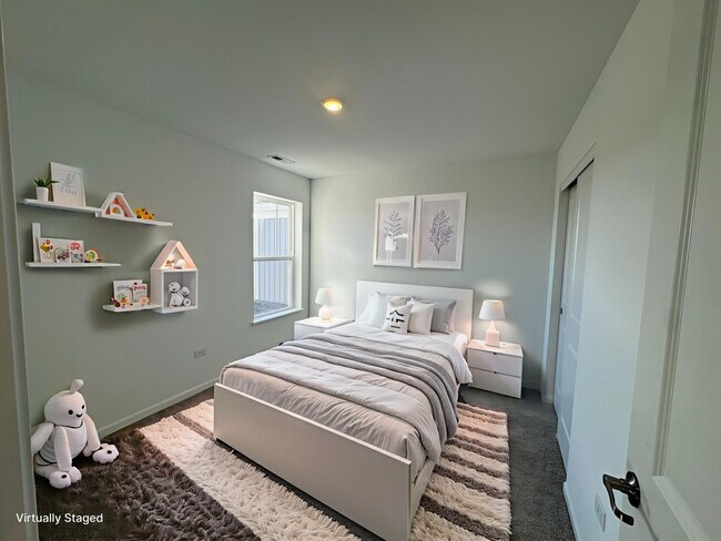 Building Photo - 15236 S Hepworth Ct