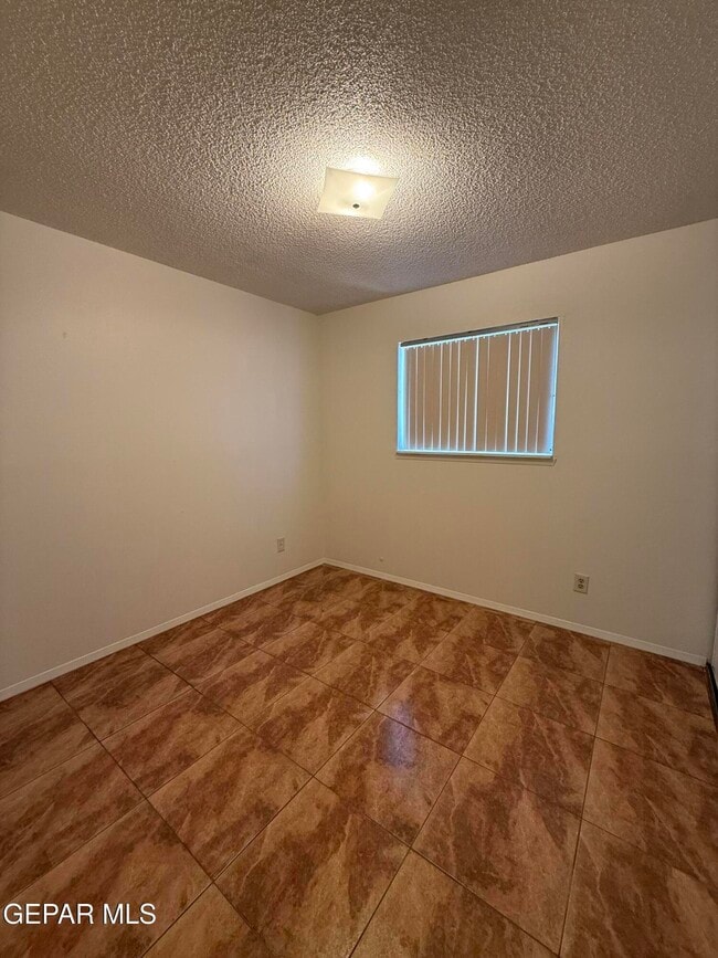 Building Photo - 10709 Opalstone St