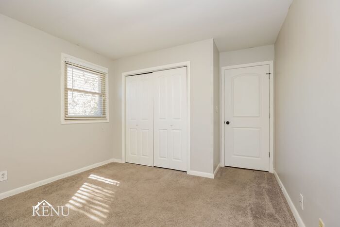 Building Photo - 116 Marshall Ct