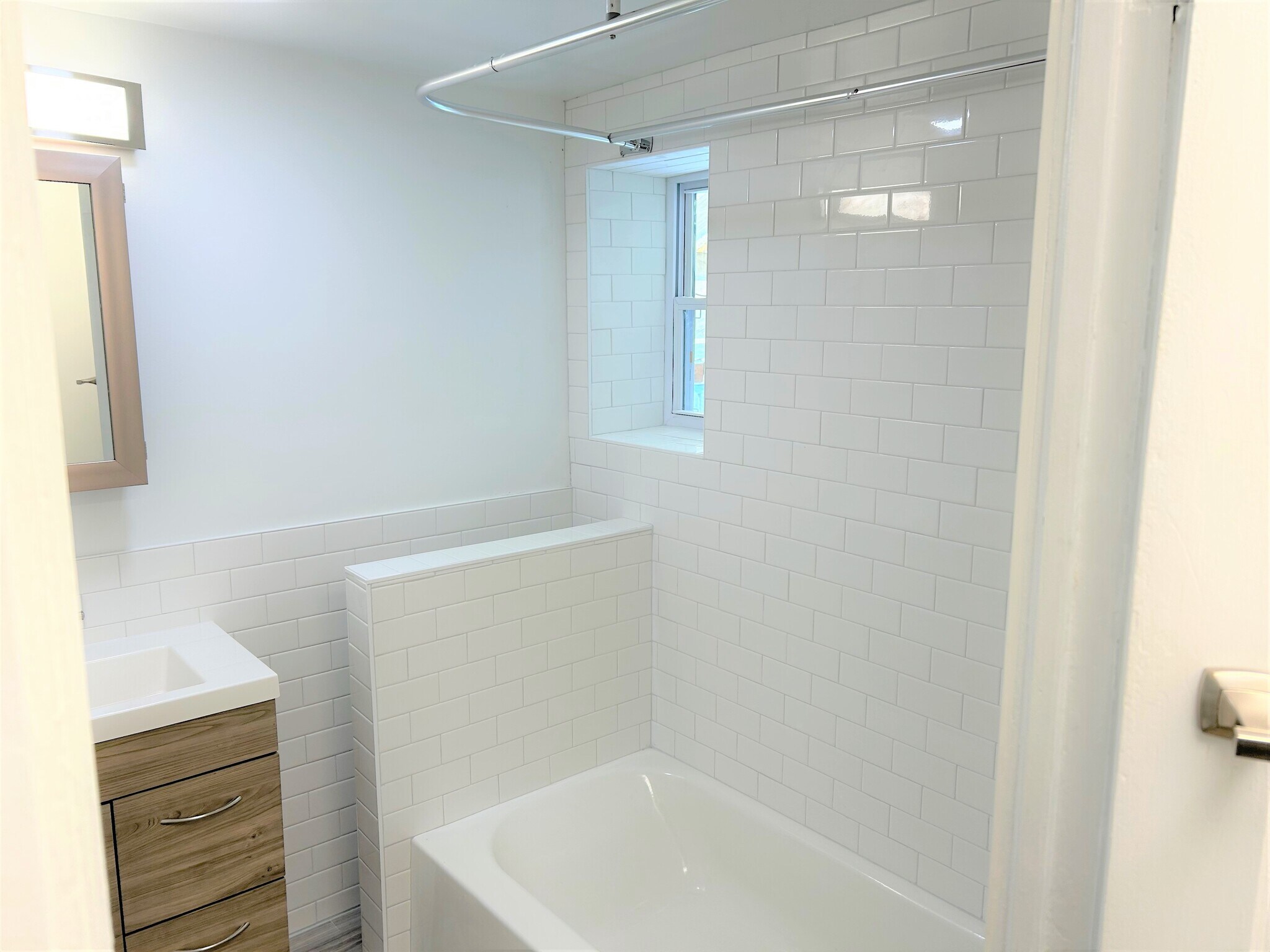 Shower - 508 Central Ave