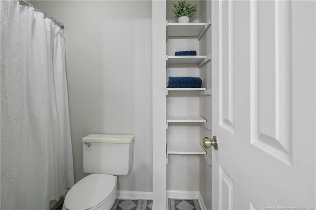Building Photo - 3970 Loufield Dr