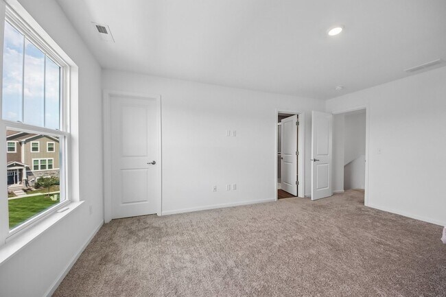 Building Photo - 1109 Atterberg Rd