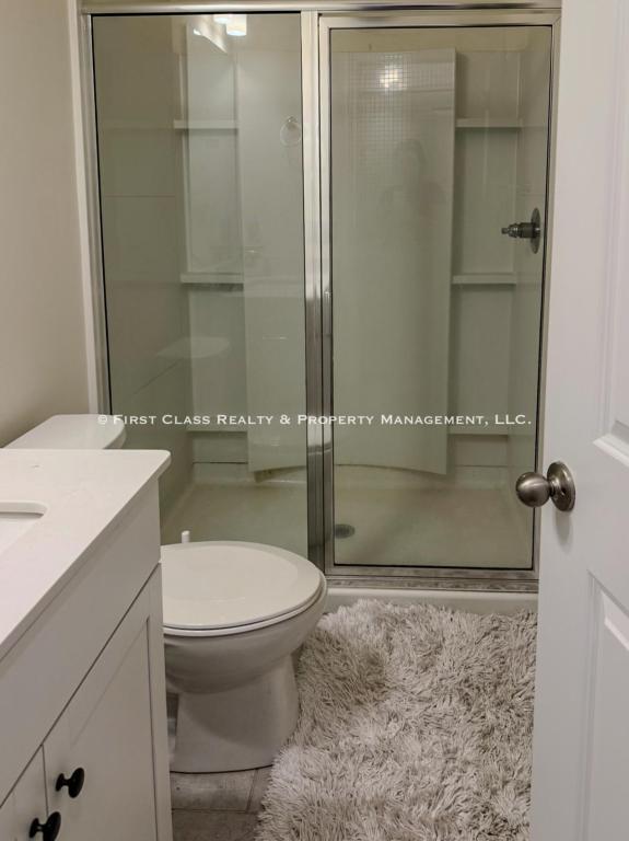 Building Photo - 338 Simeon Dr