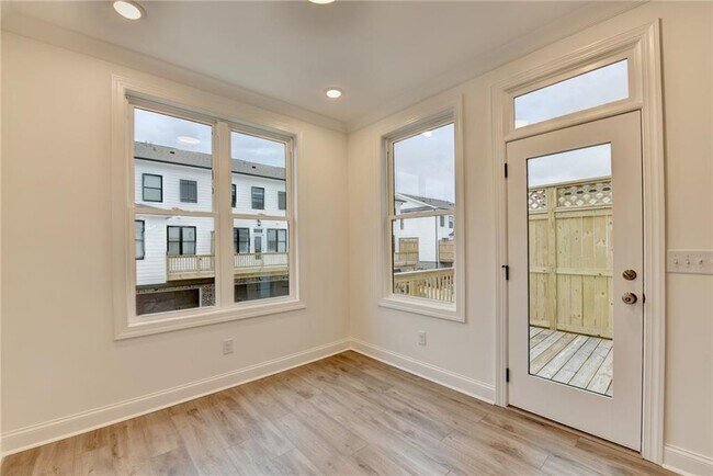 Building Photo - 5428 Howington Ct