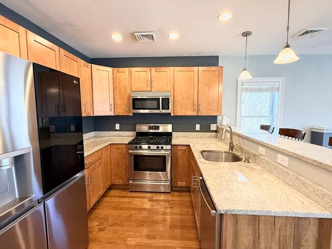 Building Photo - 4 Woodworth St