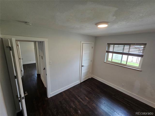 Building Photo - 3536 Dahlia St