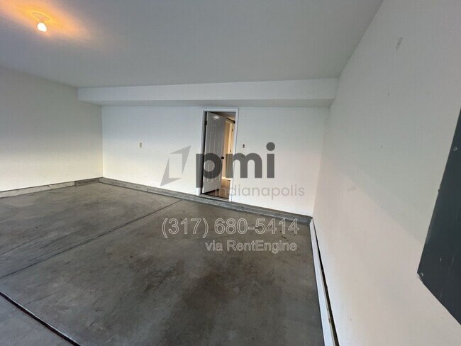 Building Photo - 2343 Ashton Ln