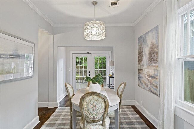 Building Photo - 481 Hill St SE