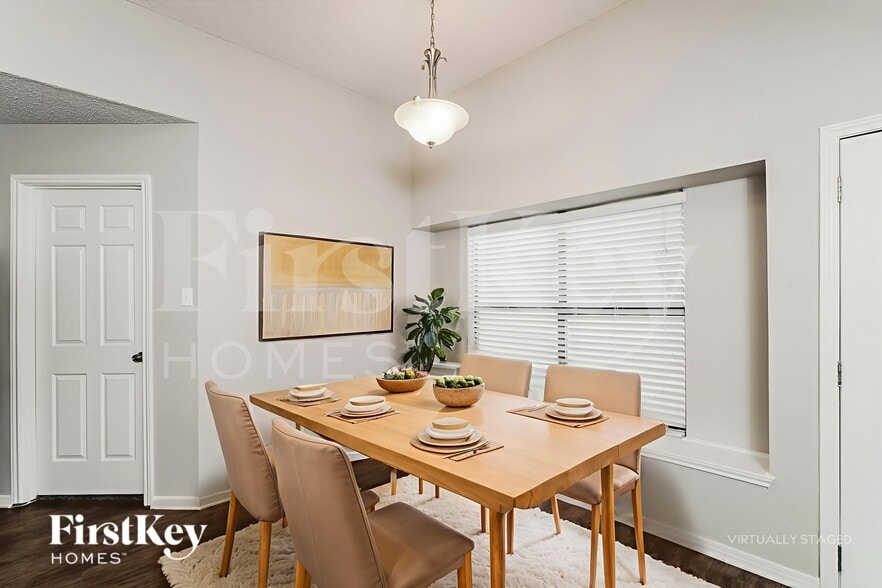 Building Photo - 5934 Burning Sunrise Dr