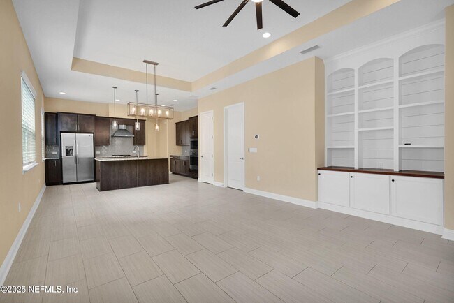 Building Photo - 244 Vista Lake Cir
