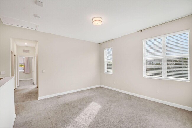 Building Photo - 4839 Navali Dr