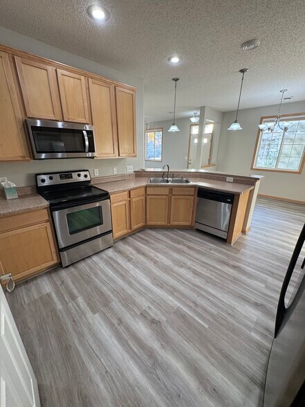 Building Photo - 3443 Cherry Ln