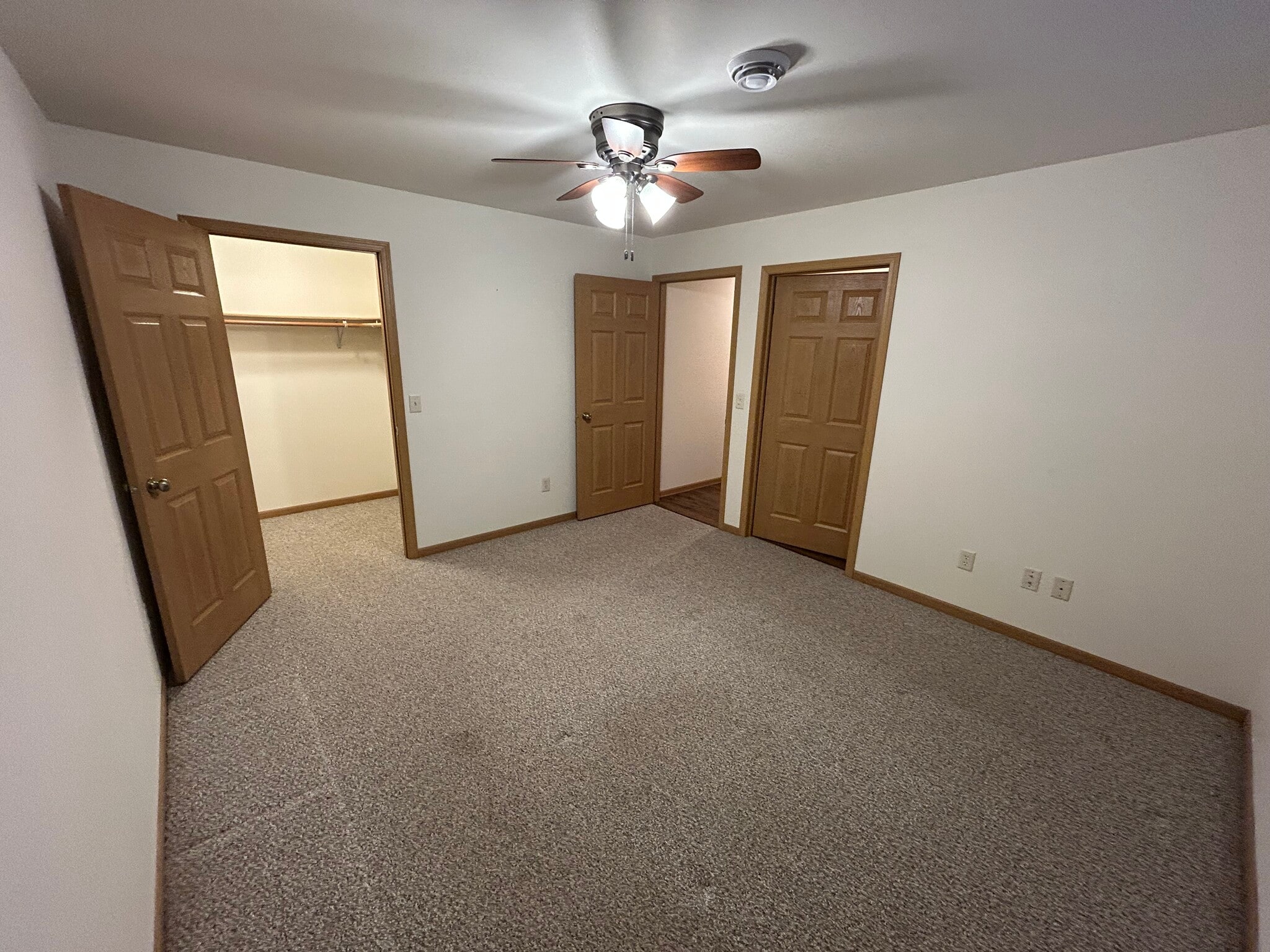 Building Photo - 4724 Southridge Ct