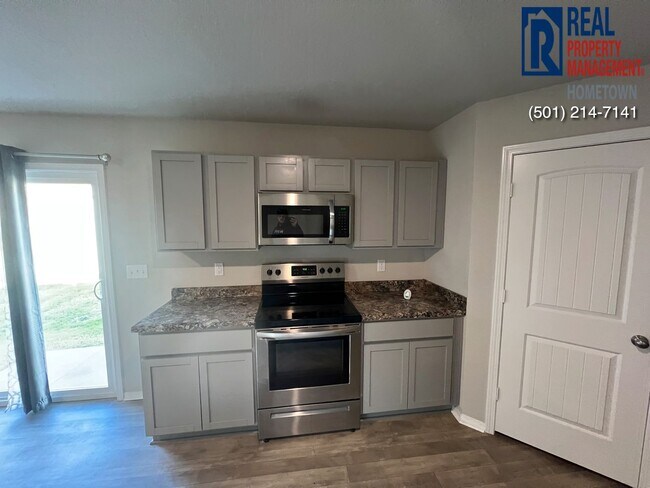 Building Photo - 2248 Bentwood Dr
