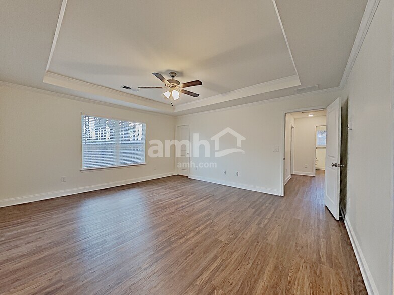 Building Photo - 4915 Franks Creek Way