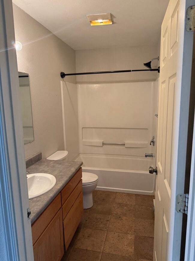 Building Photo - 2951 Richard Dr