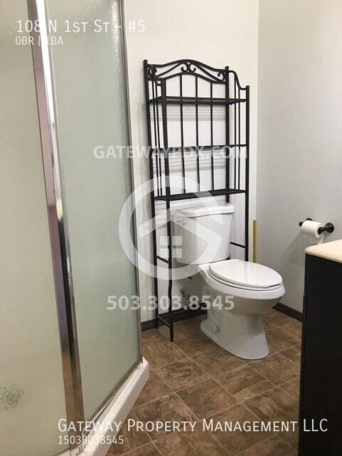 Building Photo - 108 N 1st St