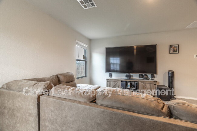 Building Photo - 6407 Ignacio Ct