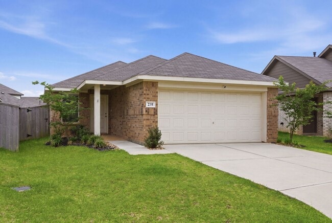 Building Photo - 235 River Grv Ct