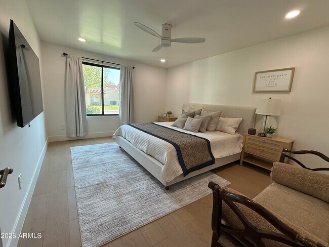 Building Photo - 7330 E Las Palmaritas Dr