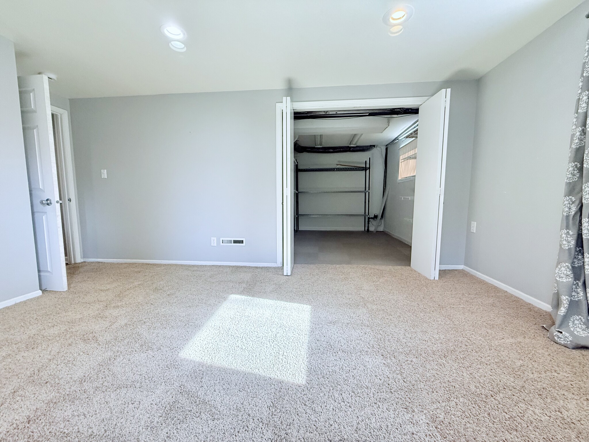 Bed #4 (big closet) - 2105 Parrish St