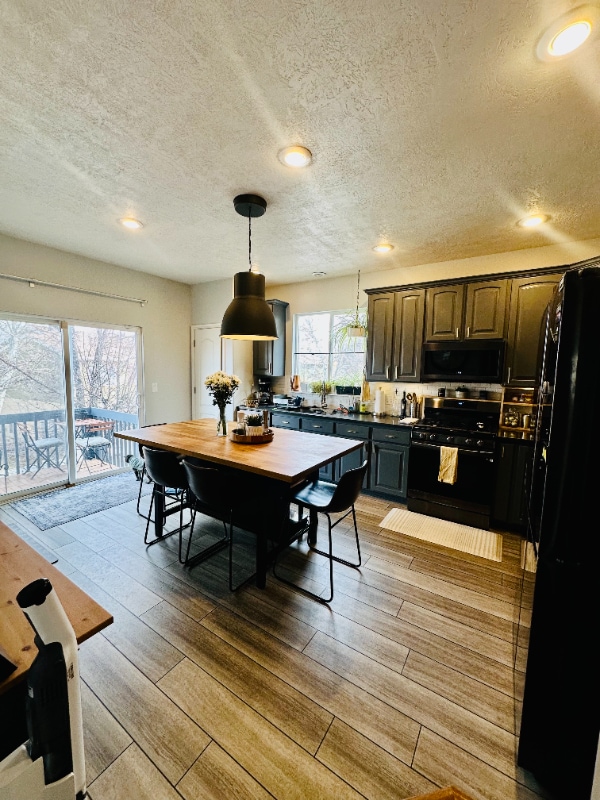 Building Photo - 6659 Interlochen Ln