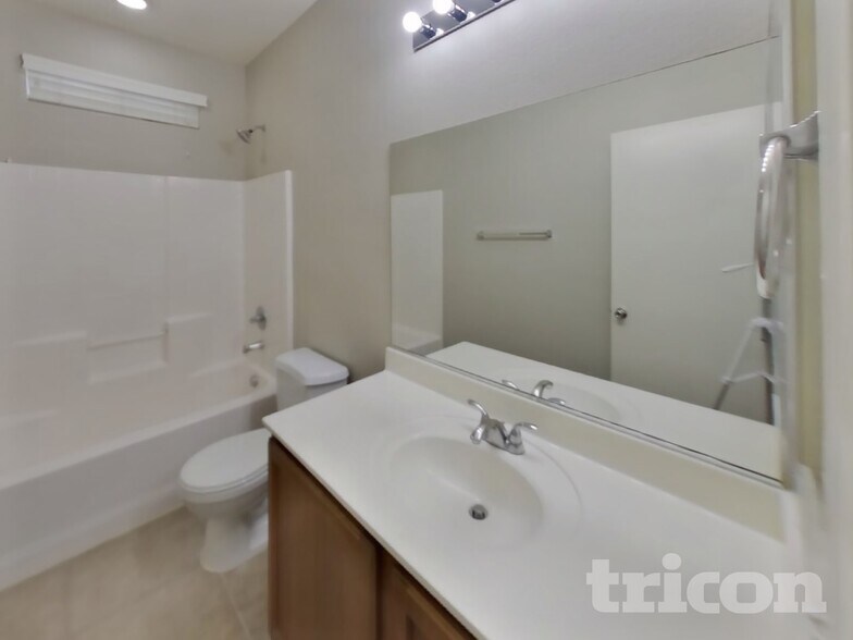 Building Photo - 3657 Karissa Heights Pl