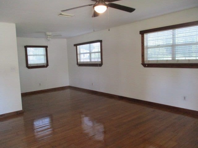 Building Photo - 605 Jackson St