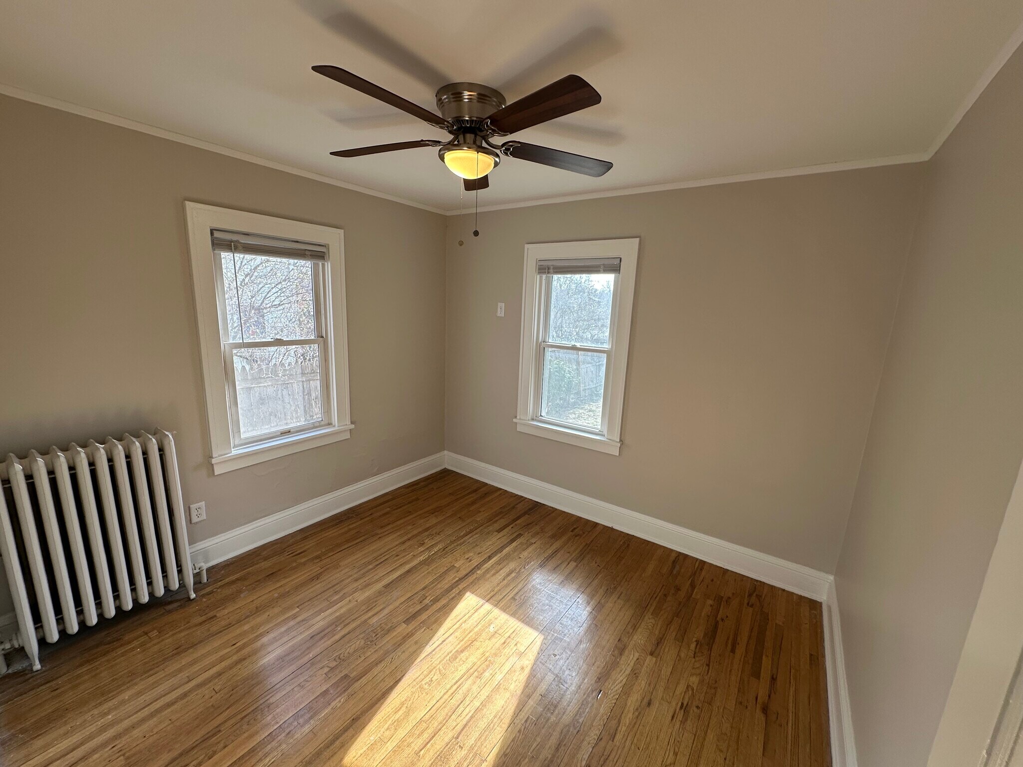 Building Photo - 235 Logan Ave N