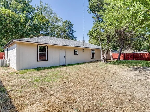 Building Photo - 5539 Co Rd 928
