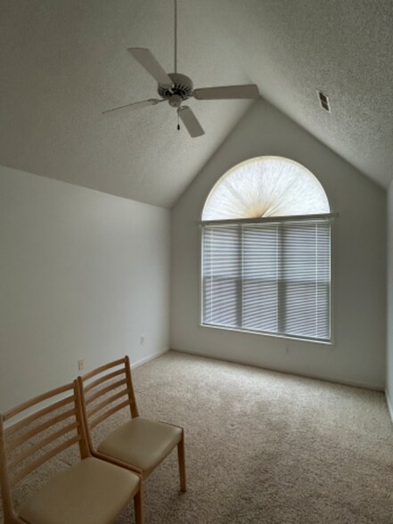 Building Photo - 3016 Weatherby Ct