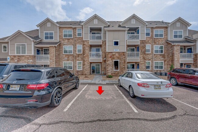Building Photo - $2,415- 2 Bed, 2 Bath Ground Floor Condo w...