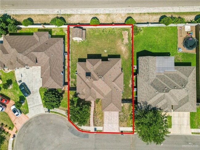 Building Photo - 3211 Amethyst Ave