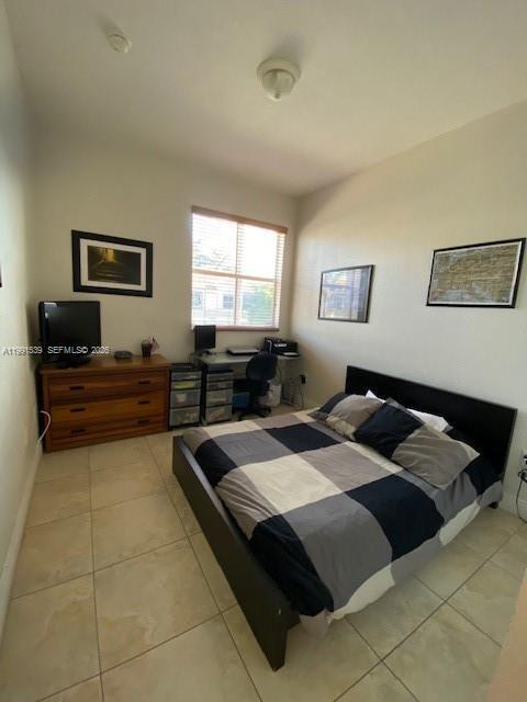 Building Photo - 4920 SW 140th Terrace