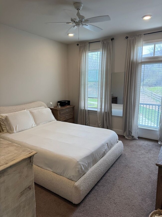 Building Photo - Beautiful SteelPointe 2 Bedroom 1.5 Bath Townhome for Rent in Phoenixville $2,690/month