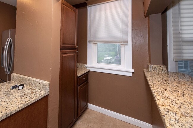 Building Photo - NORWOOD-  UNIT #1, 2+ bedroom 1.5 BATH W/ GARAGE /OVERSIZED YARD/DECK