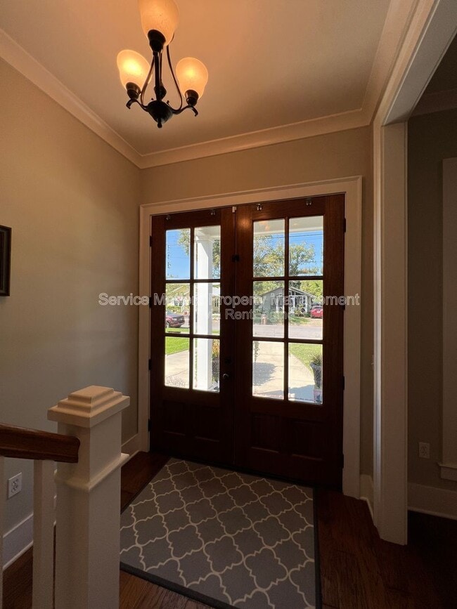 Building Photo - 1417 E Maxwell St