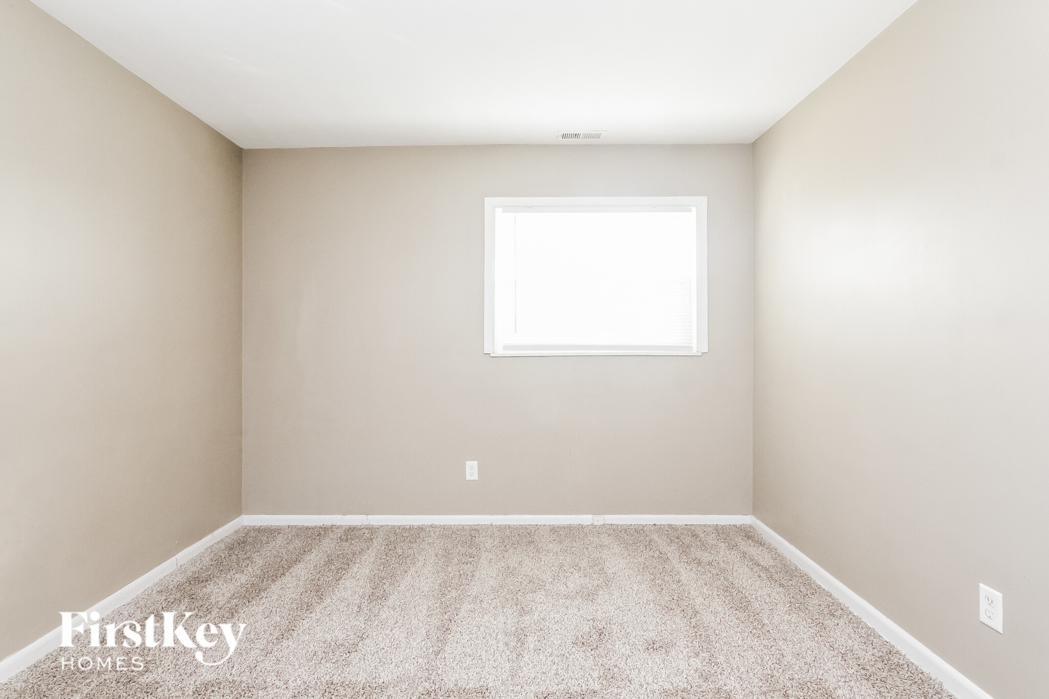 Building Photo - 3223 Vincz Dr