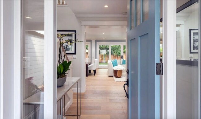 Building Photo - Stunning Designer Home in South Los Altos on a Premier Cul-de-sac.