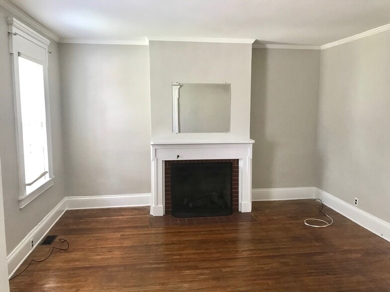Living Room - 191 Pulteney St