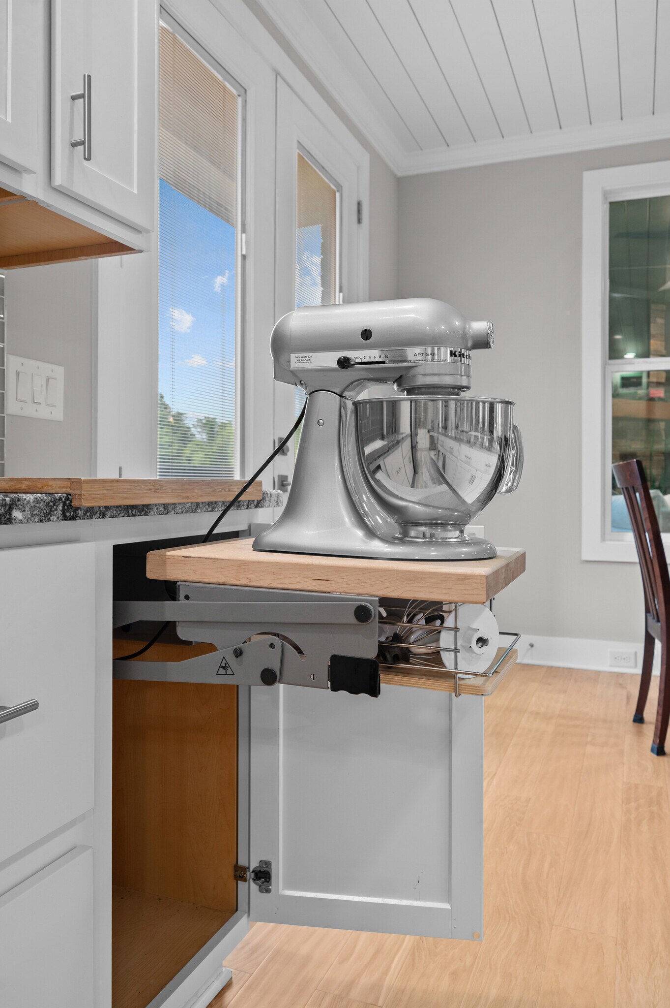 Building Photo - 1136 Secretariat Dr