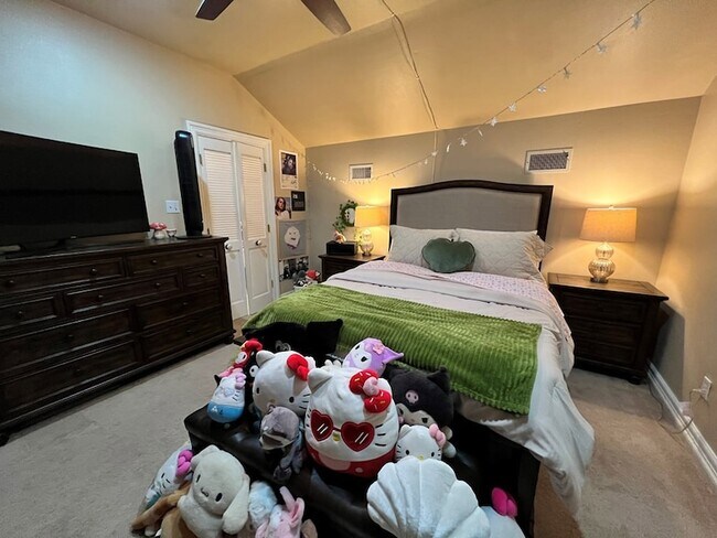 Building Photo - 37 Lafayette Pl