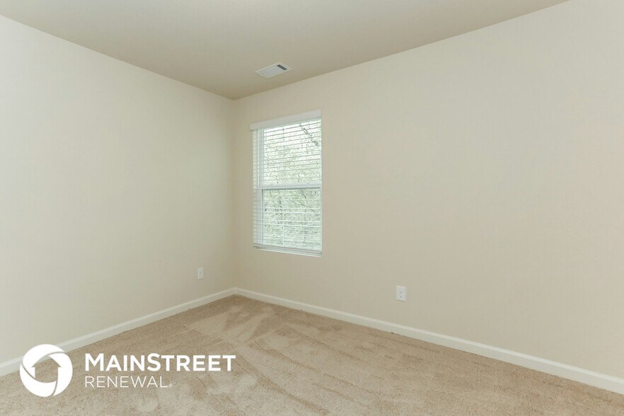 Building Photo - 220 Randy Trce